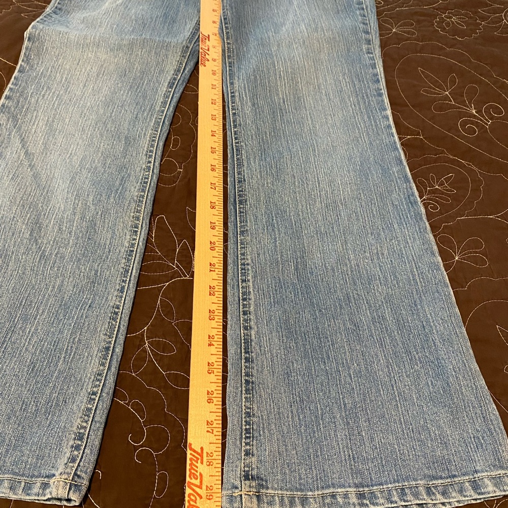 Gloria Vanderbilt Women’s Medium Size 10 Short Jeans - Picture 7 of 7